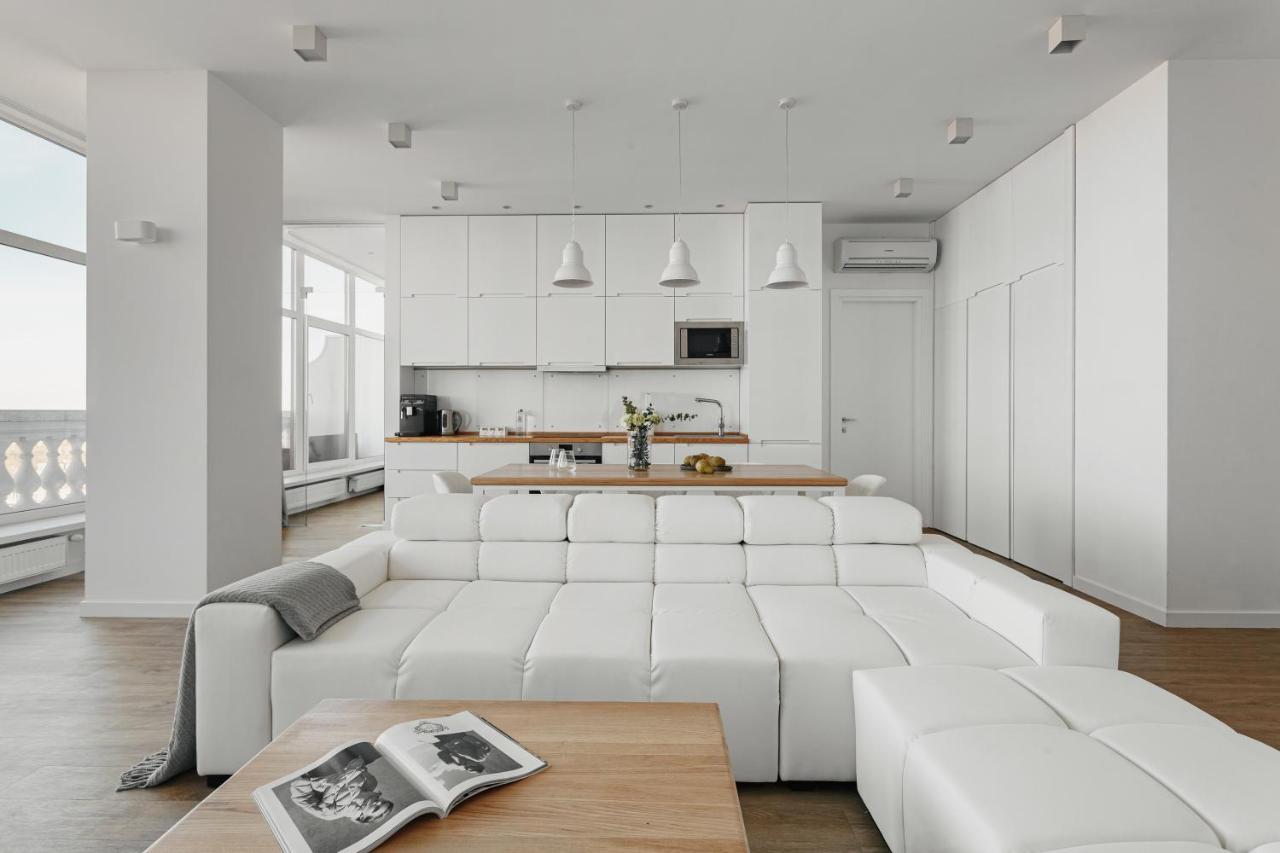 Royal Sky Apartments Odesa Exterior photo