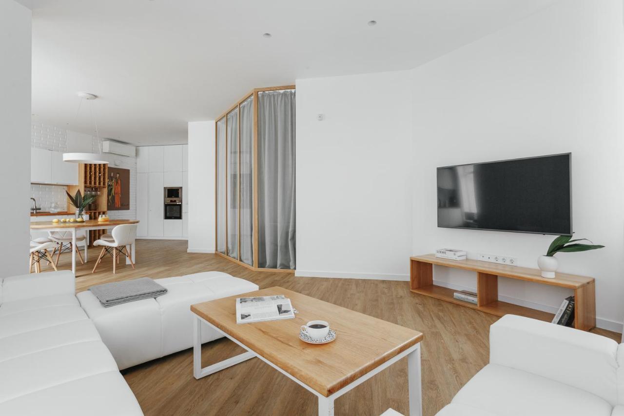 Royal Sky Apartments Odesa Exterior photo