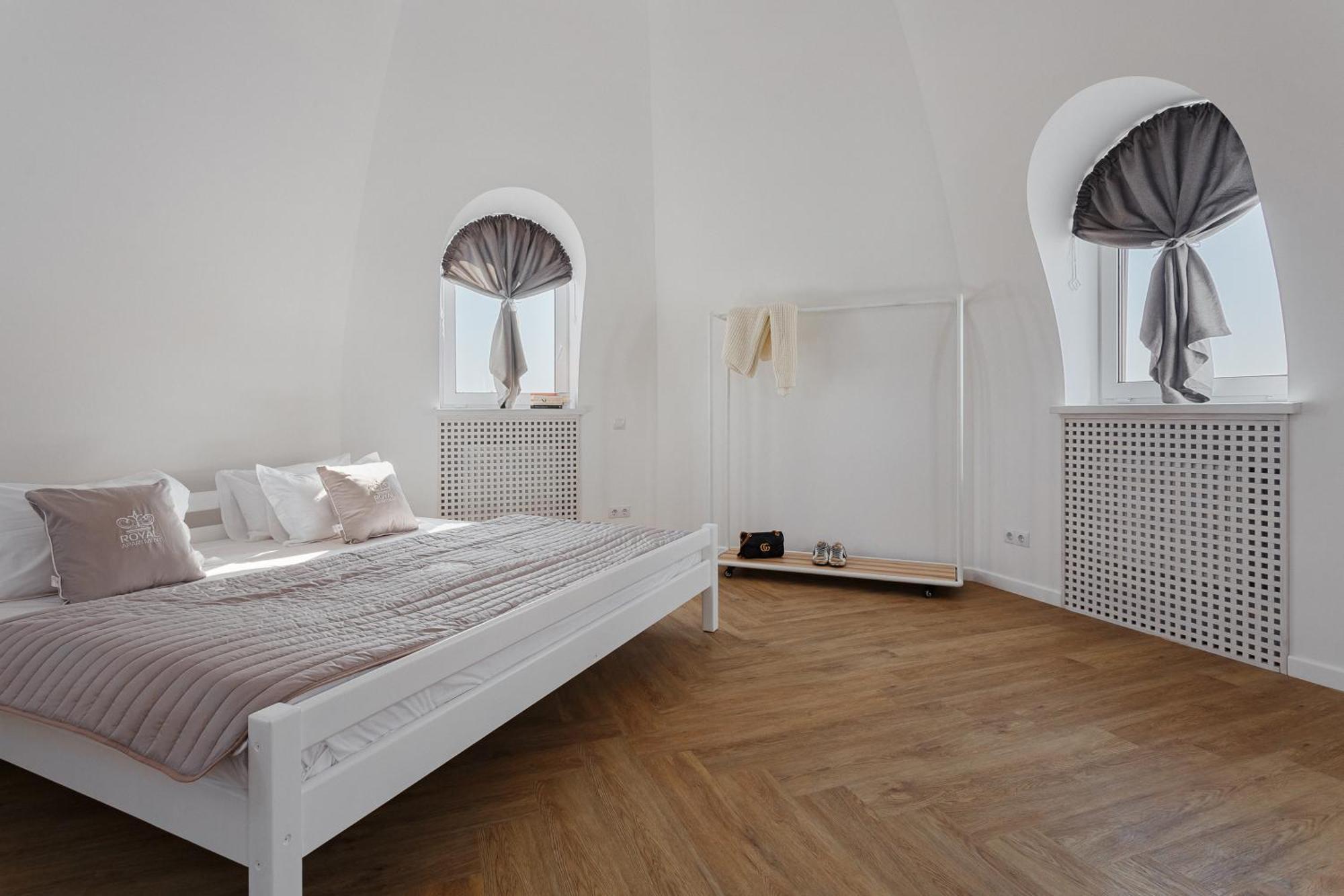 Royal Sky Apartments Odesa Room photo