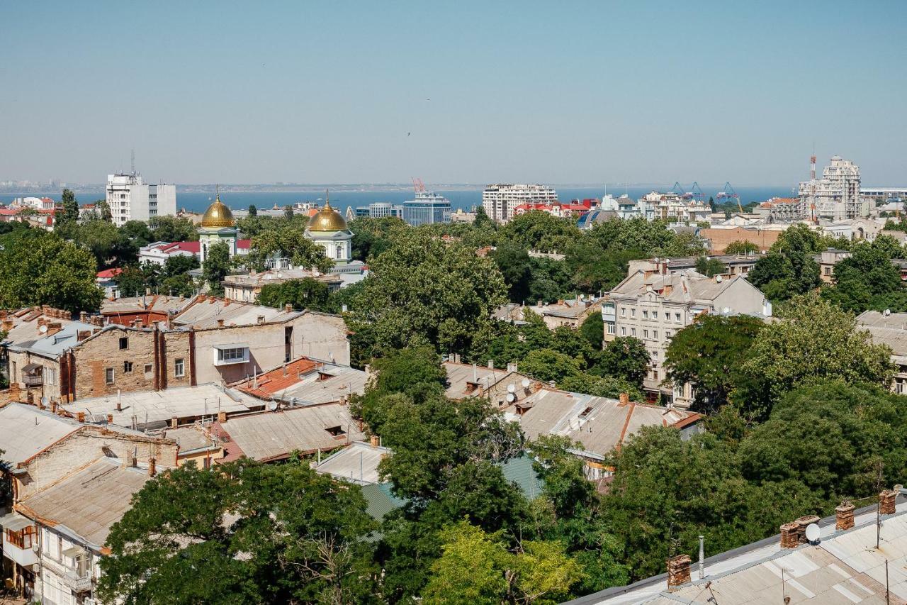 Royal Sky Apartments Odesa Exterior photo